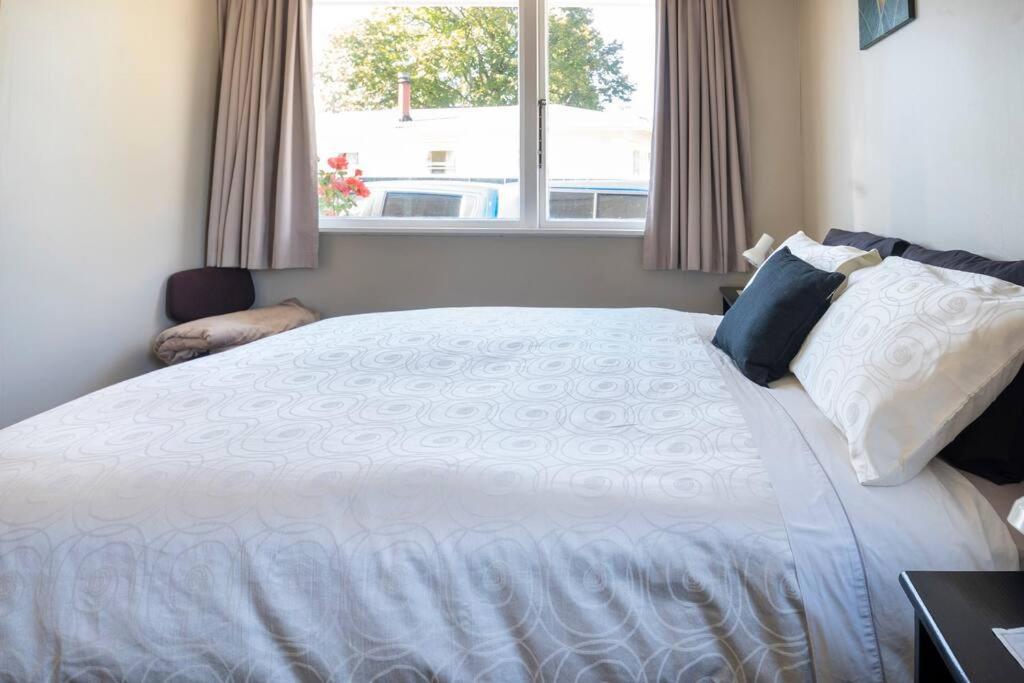 Turangi Home Family Size Taupo Exterior foto